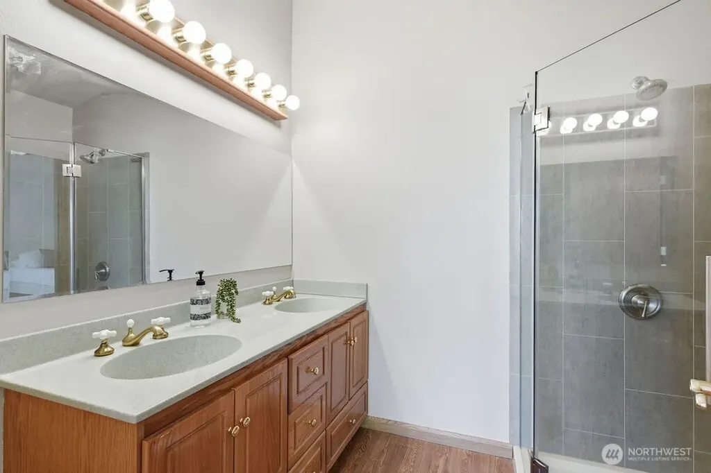 39879 W Mill Drive Lincoln WA 99147