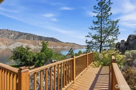 39879 W Mill Drive Lincoln WA 99147