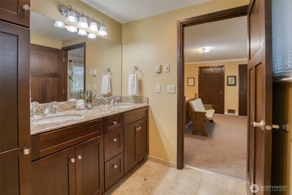 98 W Wishkah Aberdeen WA 98520