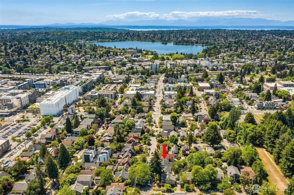 1312 NE 70th Street Seattle WA 98115