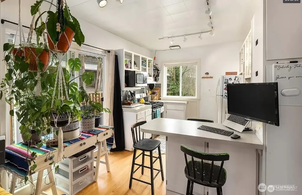 267 E Newton Street Seattle WA 98102