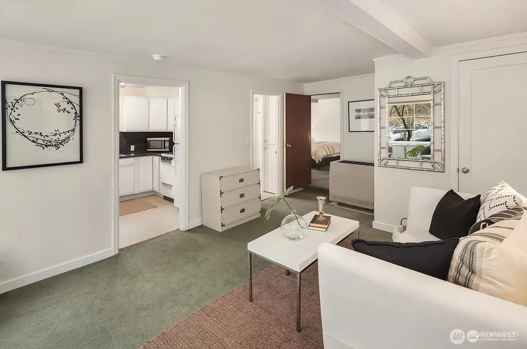 267 E Newton Street Seattle WA 98102