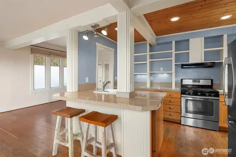 267 E Newton Street Seattle WA 98102