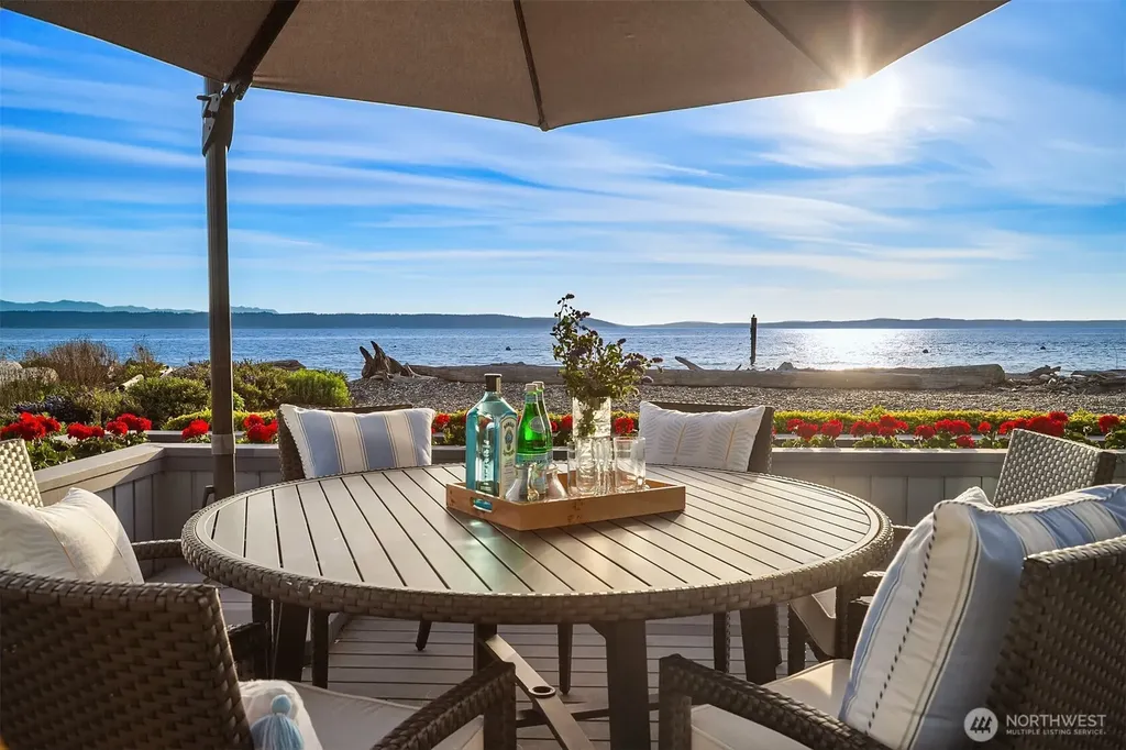 309 Seascape Drive Camano Island WA 98282
