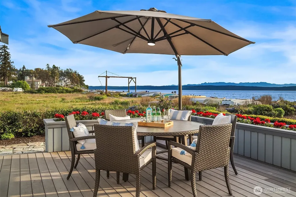 309 Seascape Drive Camano Island WA 98282