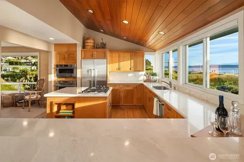 309 Seascape Drive Camano Island WA 98282