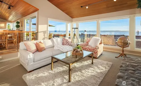 309 Seascape Drive Camano Island WA 98282