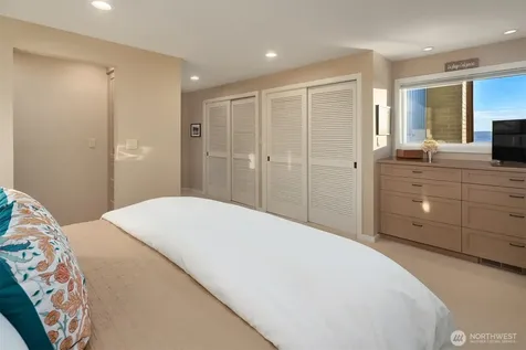 309 Seascape Drive Camano Island WA 98282