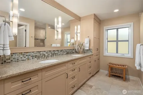 309 Seascape Drive Camano Island WA 98282