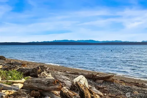 309 Seascape Drive Camano Island WA 98282