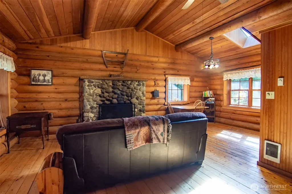 835 Christenson Road Greenbank WA 98253