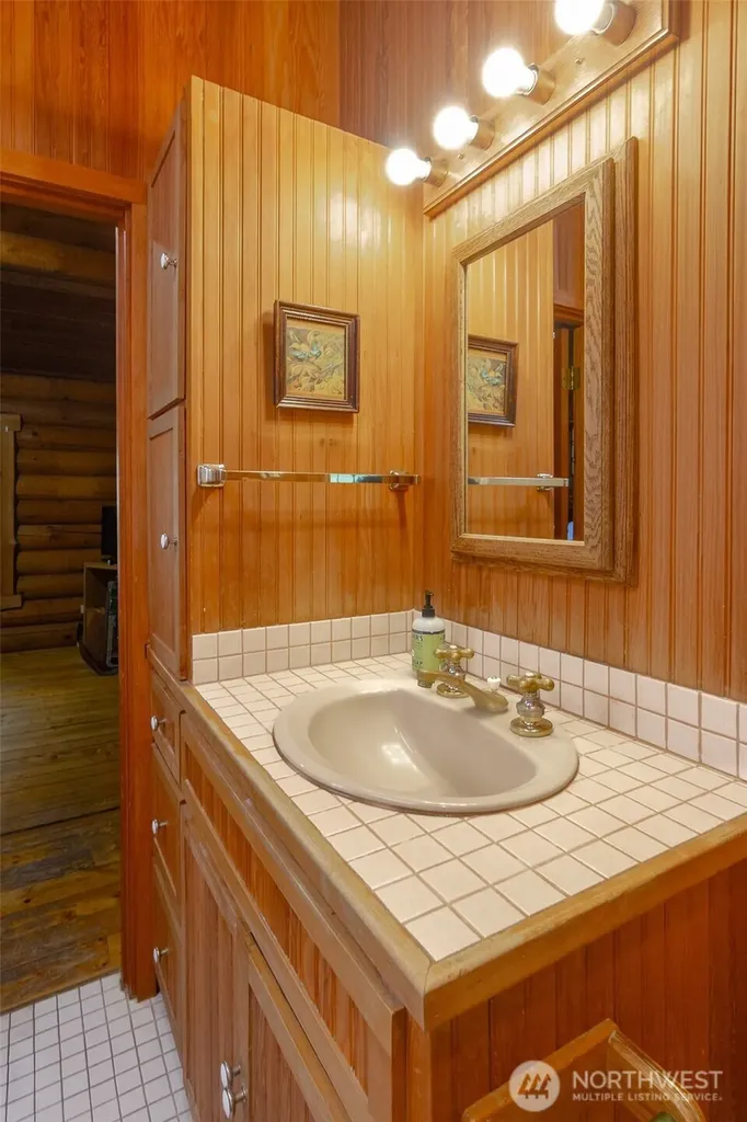835 Christenson Road Greenbank WA 98253