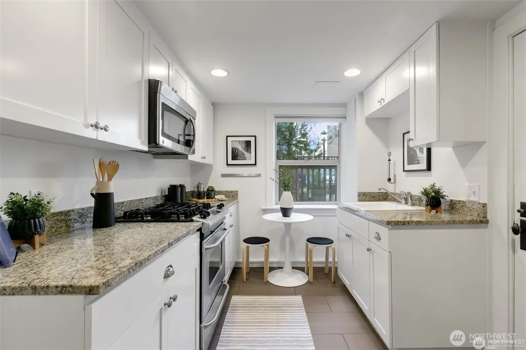 117 John Street Seattle WA 98109