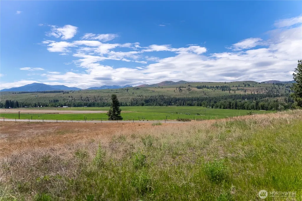 567 Twisp Winthrop Eastside Road Winthrop WA 98862