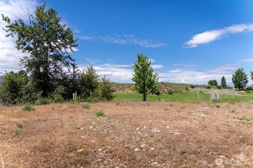 567 Twisp Winthrop Eastside Road Winthrop WA 98862