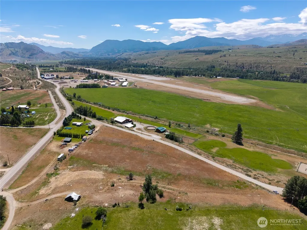 567 Twisp Winthrop Eastside Road Winthrop WA 98862