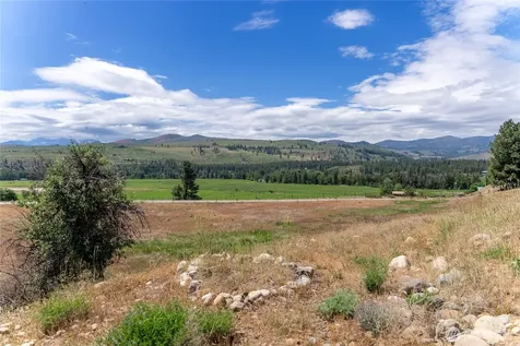 567 Twisp Winthrop Eastside Road Winthrop WA 98862