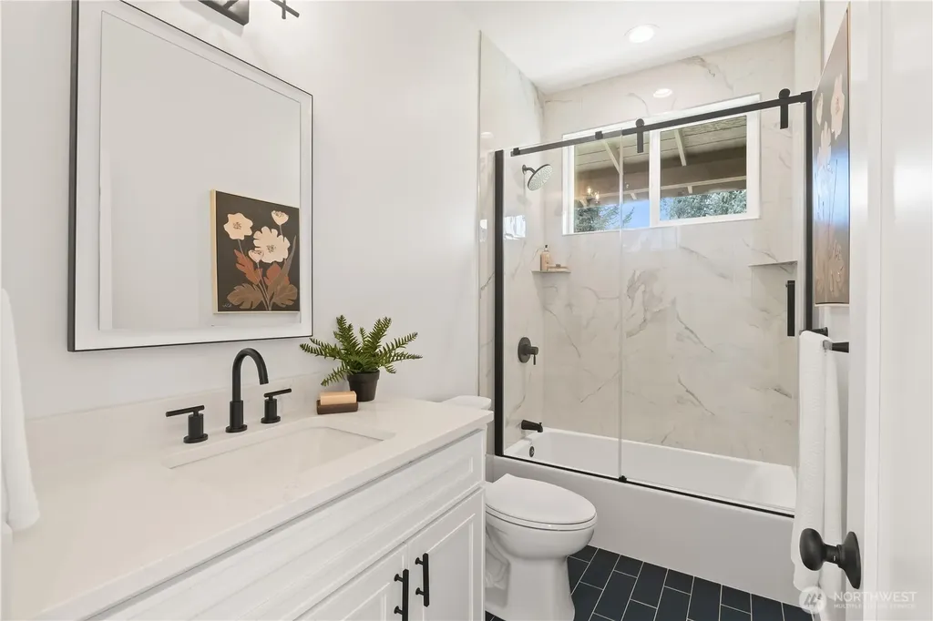 2905 Cedarwood Avenue Bellingham WA 98225