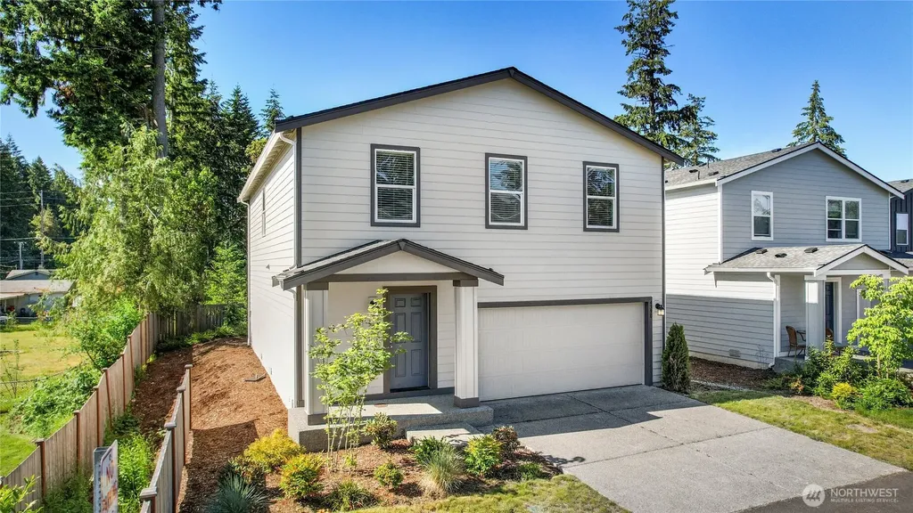 4390 SE Elijah Court Port Orchard WA 98366