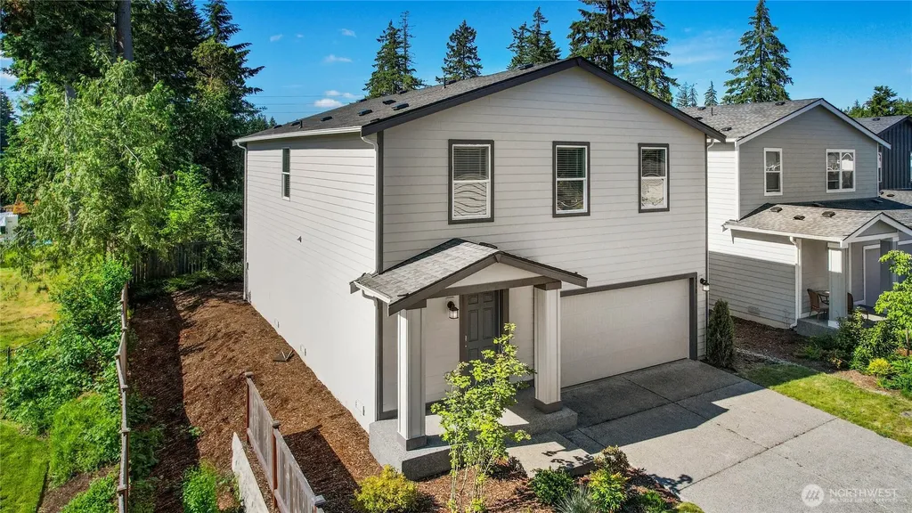 4390 SE Elijah Court Port Orchard WA 98366