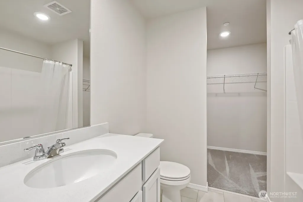 4390 SE Elijah Court Port Orchard WA 98366