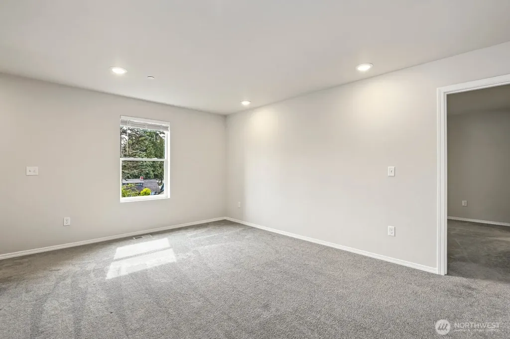 4390 SE Elijah Court Port Orchard WA 98366