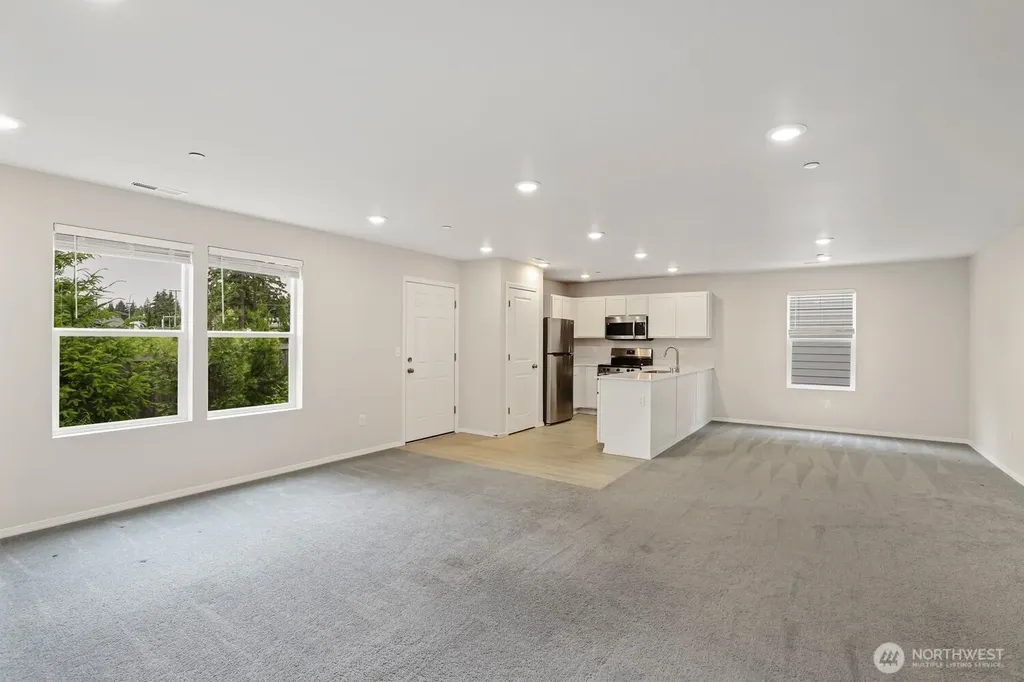 4390 SE Elijah Court Port Orchard WA 98366