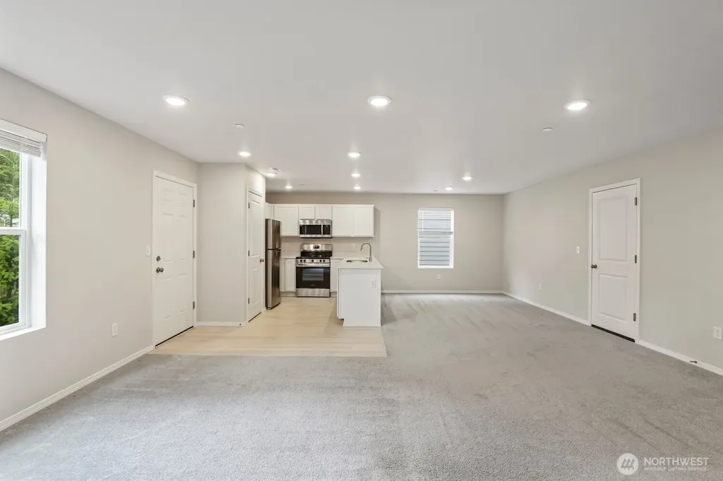 4390 SE Elijah Court Port Orchard WA 98366