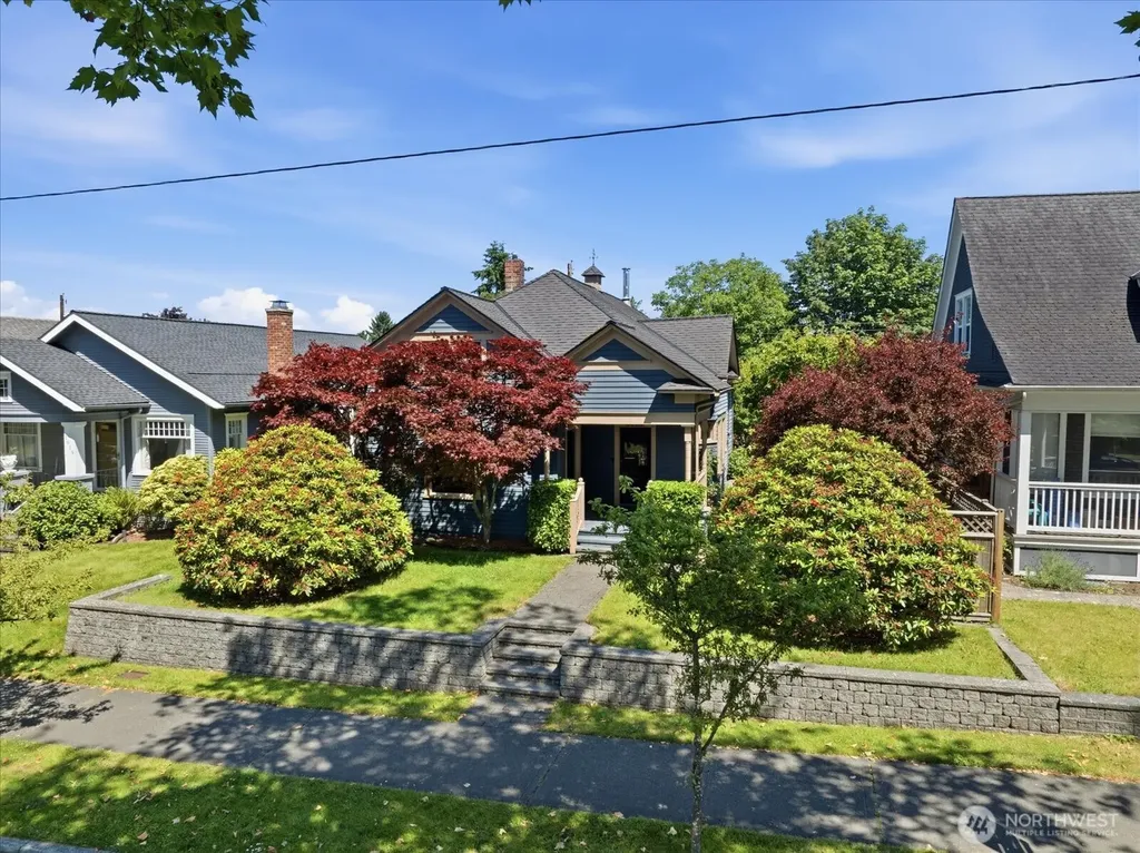 1621 Colby Avenue Everett WA 98201