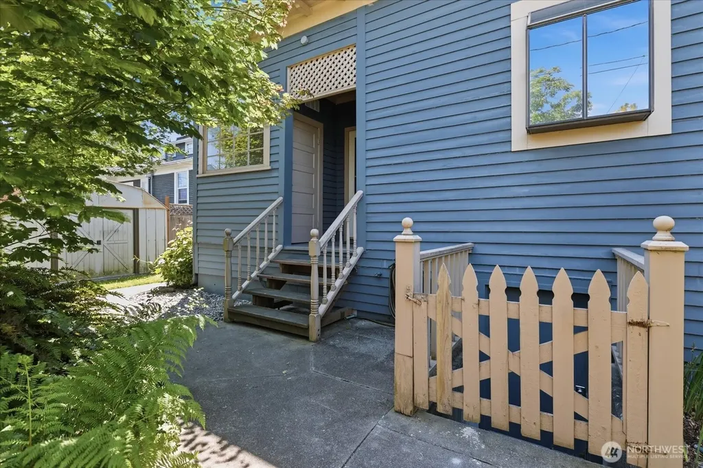 1621 Colby Avenue Everett WA 98201