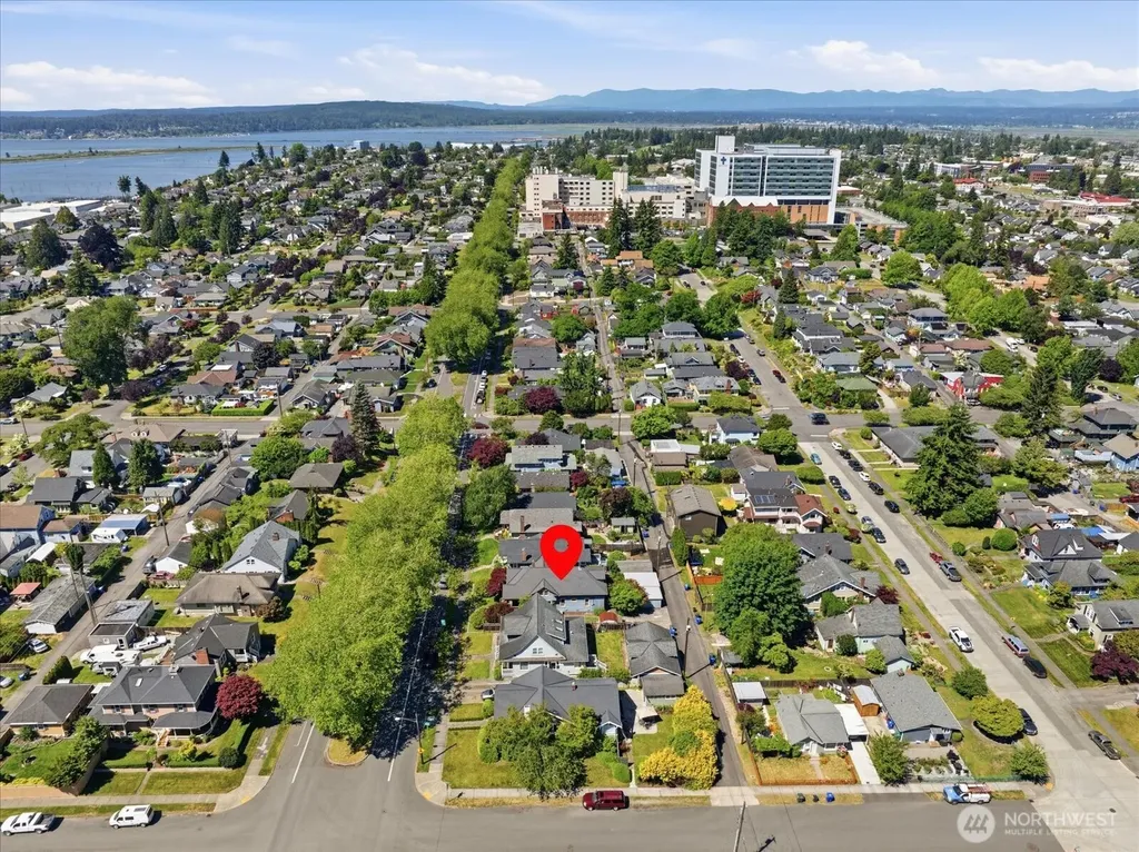 1621 Colby Avenue Everett WA 98201