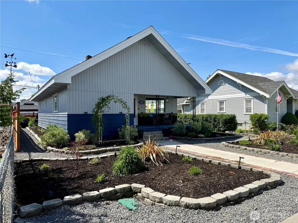 104 E 1st Avenue Odessa WA 99159