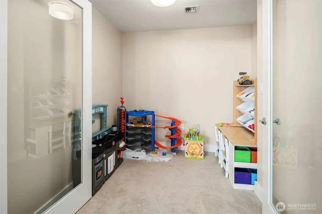 650 Bellevue Way NE Bellevue WA 98004