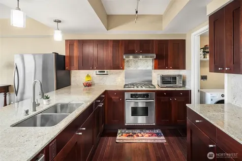 650 Bellevue Way NE Bellevue WA 98004