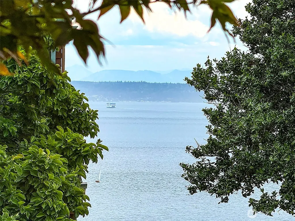 1231 Monroe Street Port Townsend WA 98368