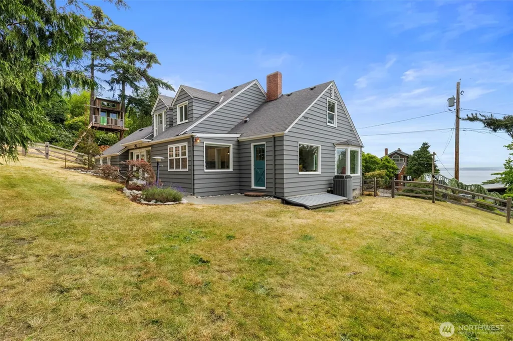 1231 Monroe Street Port Townsend WA 98368