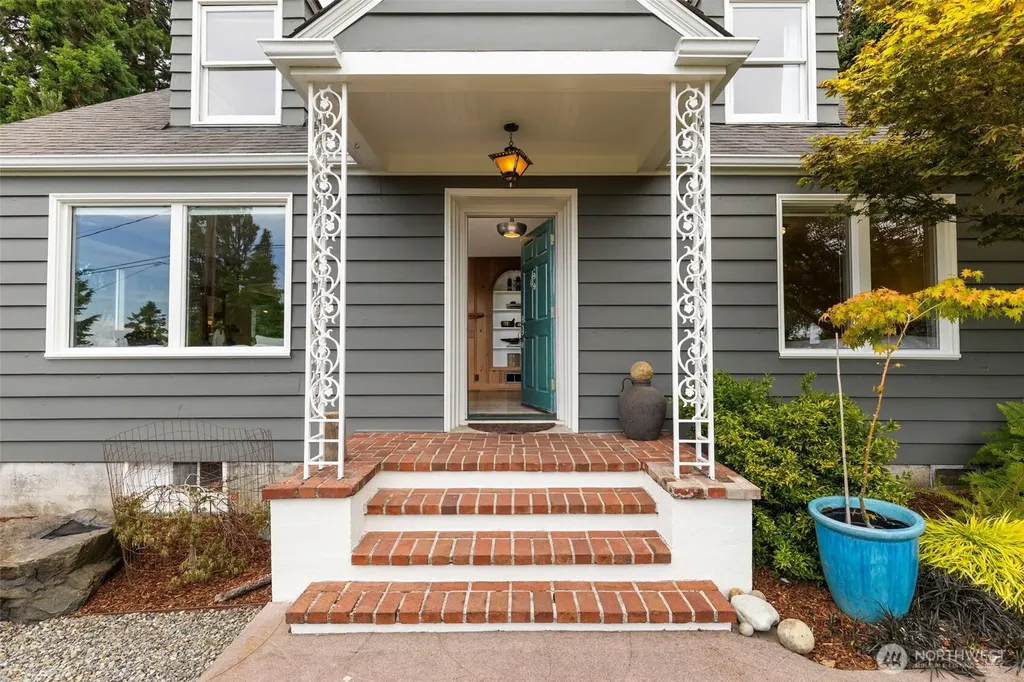 1231 Monroe Street Port Townsend WA 98368