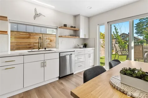 4506 S Kenyon Street Seattle WA 98118