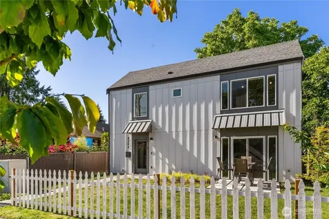 4506 S Kenyon Street Seattle WA 98118