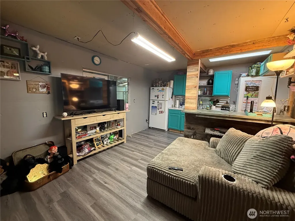 60 N Carp Place N Hoodsport WA 98548