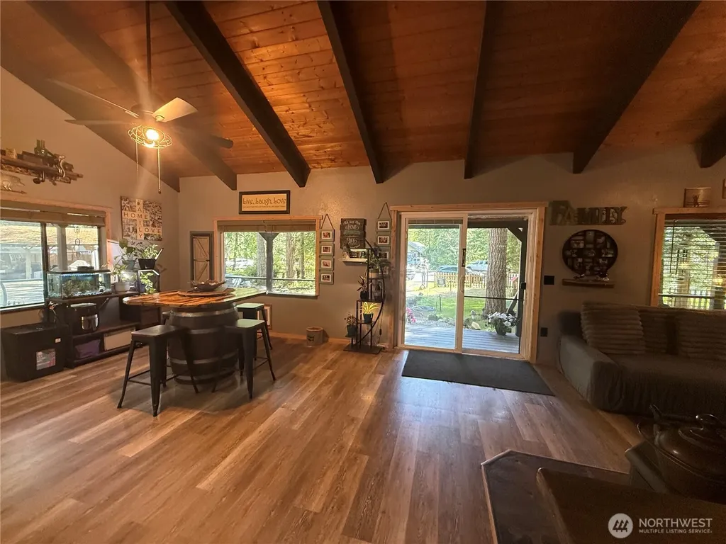 60 N Carp Place N Hoodsport WA 98548