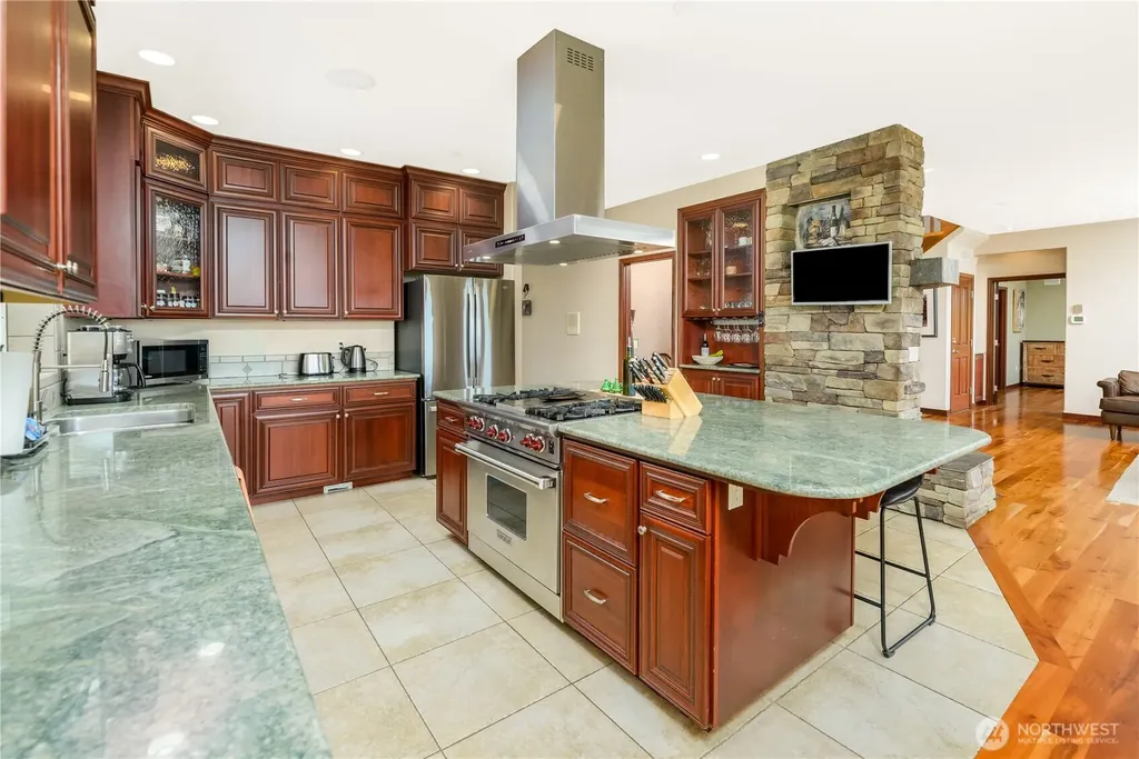 1743 Freshwater Bay Road Port Angeles WA 98363