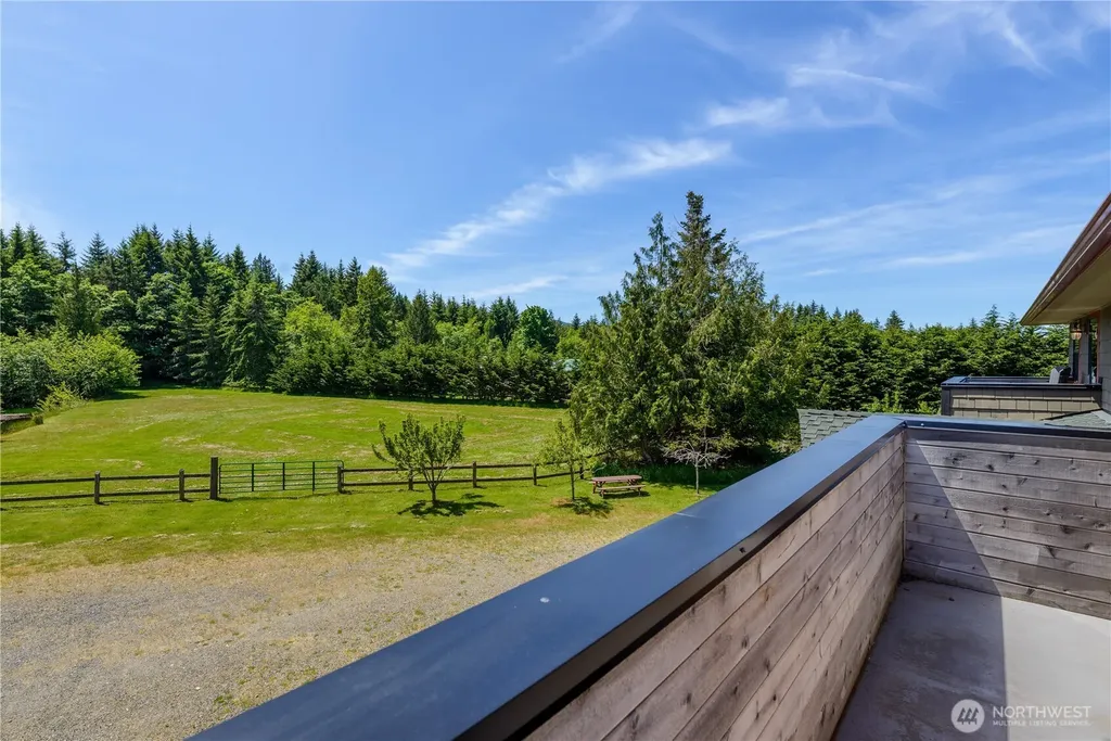1743 Freshwater Bay Road Port Angeles WA 98363