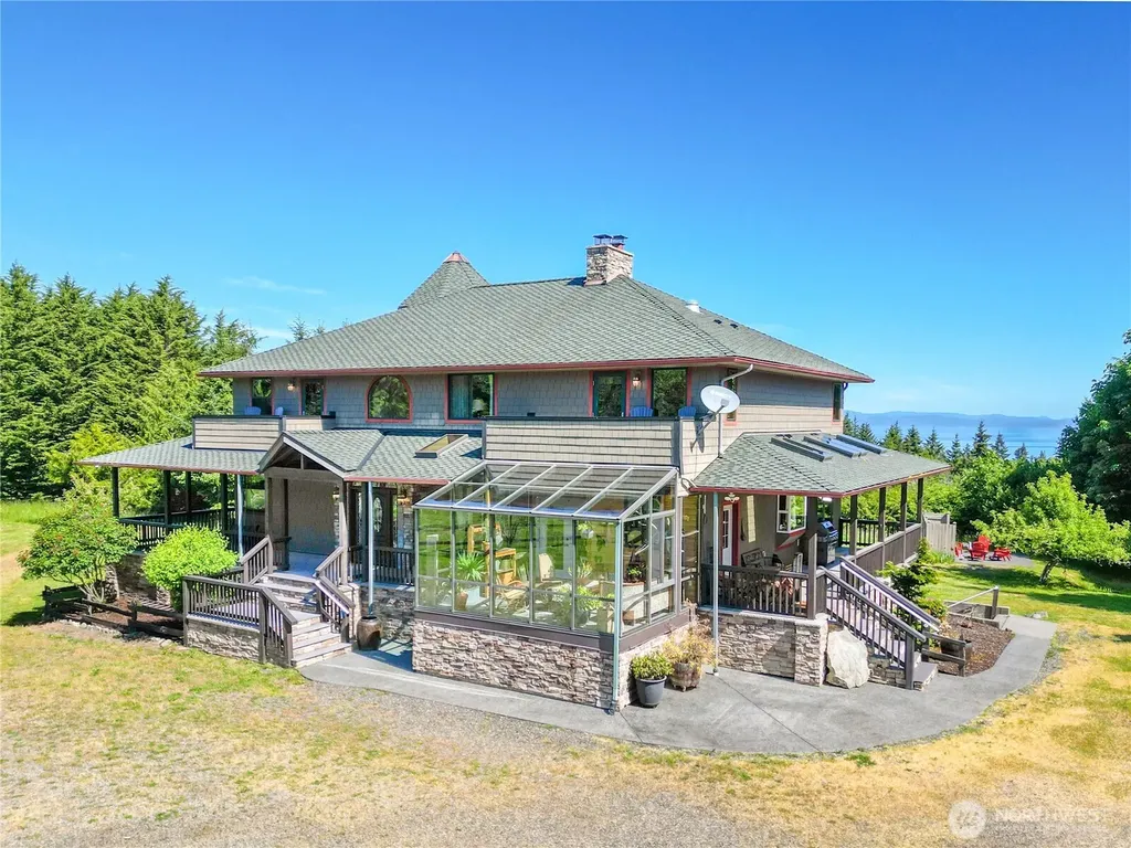 1743 Freshwater Bay Road Port Angeles WA 98363