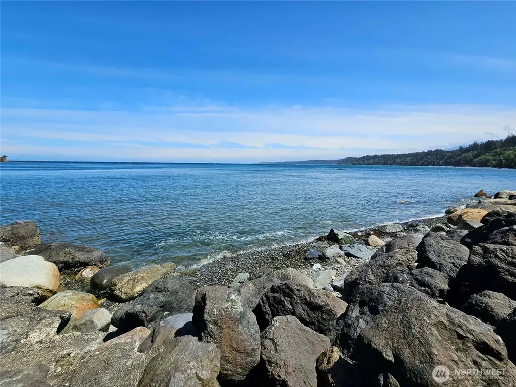 1743 Freshwater Bay Road Port Angeles WA 98363