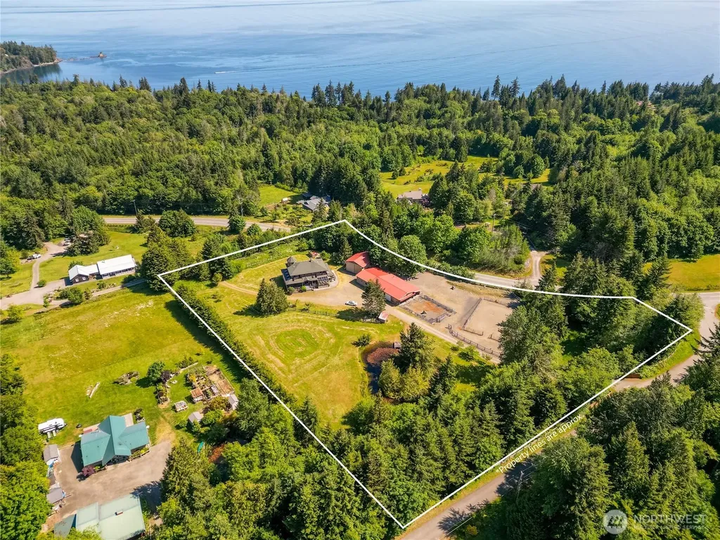 1743 Freshwater Bay Road Port Angeles WA 98363