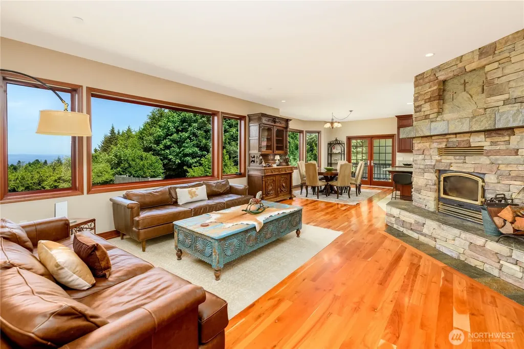 1743 Freshwater Bay Road Port Angeles WA 98363