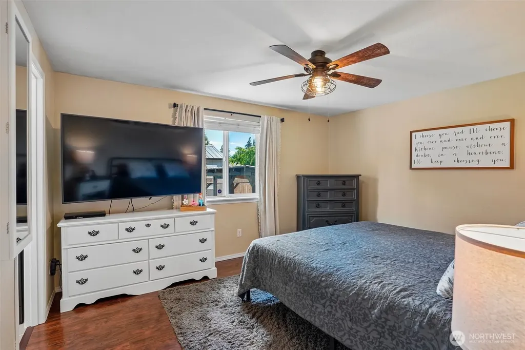 716 E 190th Spanaway WA 98387
