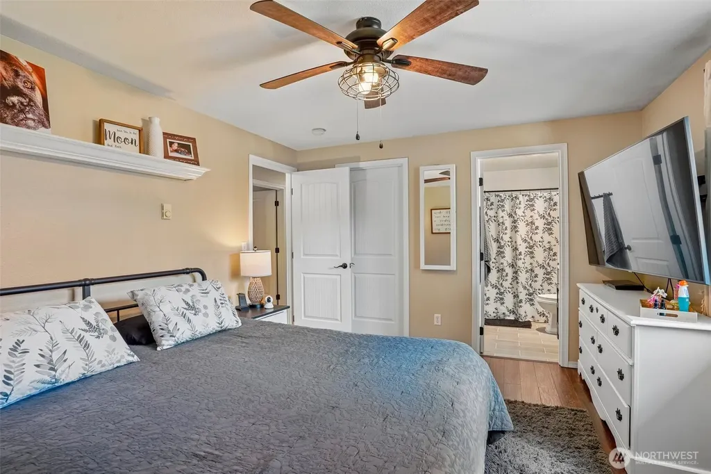 716 E 190th Spanaway WA 98387