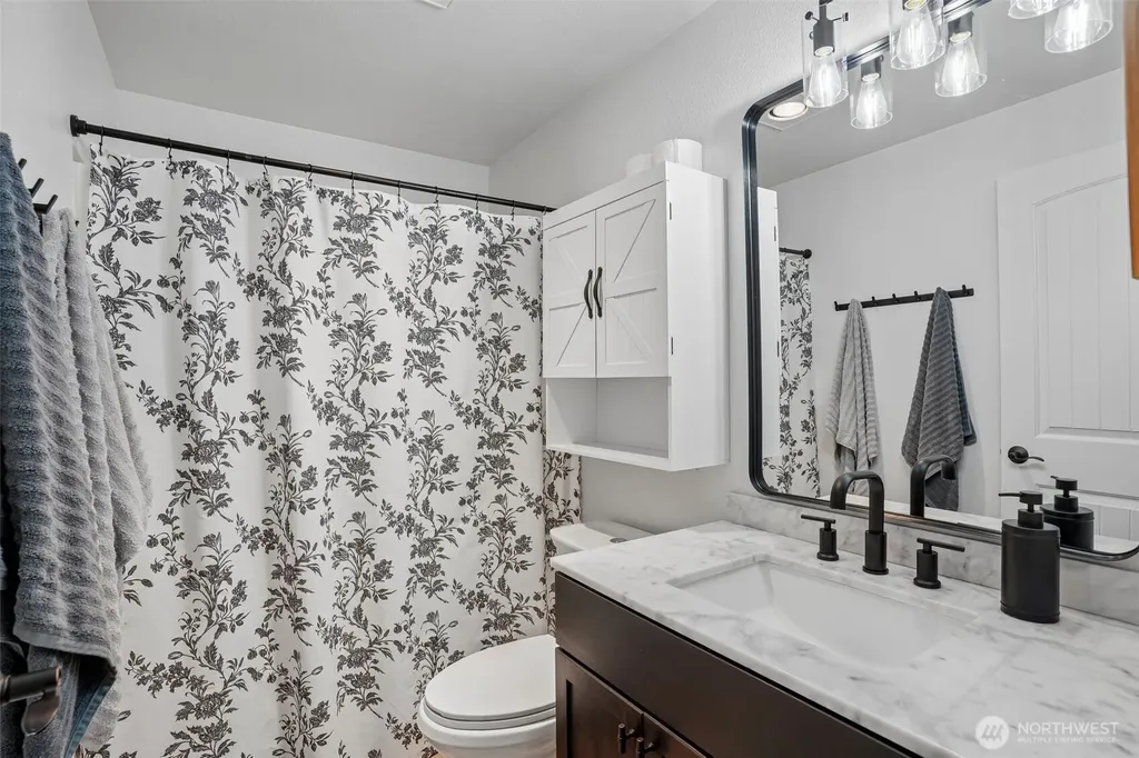 716 E 190th Spanaway WA 98387